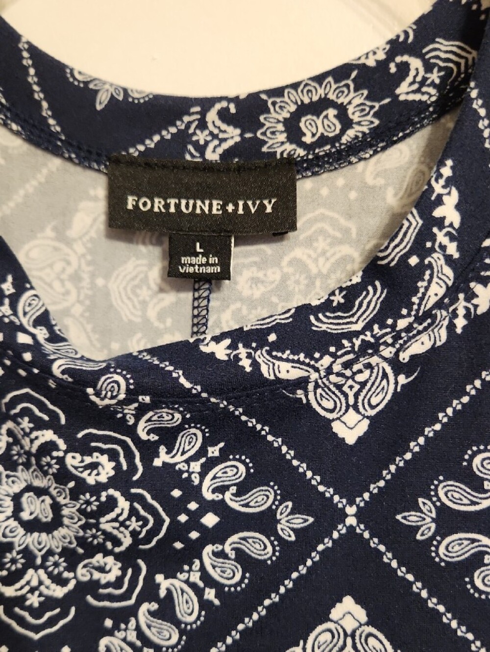 Fortune + Ivy Navy and White Sleeveless Printed Mini Dress - Picture 2 of 4